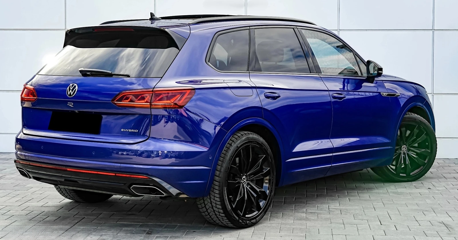VW Touareg R 3.0 V6 TSI eHybrid 4MOTION, снимка 4 - Автомобили и джипове - 56209442