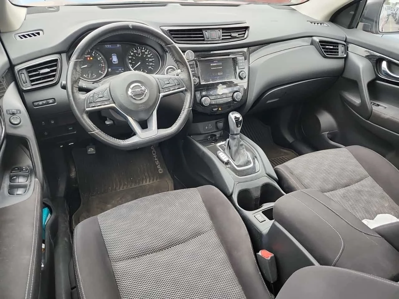 Nissan Qashqai * FWD * CARFAX *  | Mobile.bg � ����������� 5
