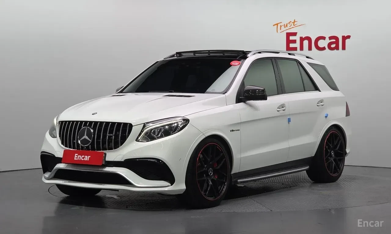 Mercedes-Benz GLE 63 AMG HARMON* KARDON* ОБДУХВАНЕ* ПАНОРАМА* МАСАЖ* КЕЙЛЕС