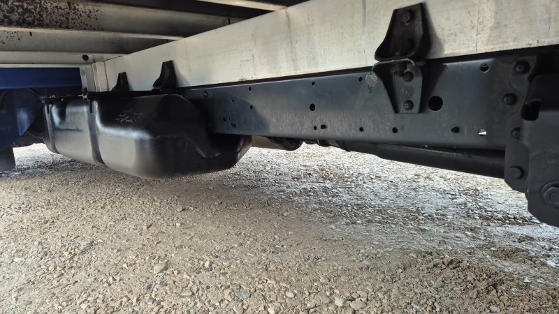 Iveco Daily 35s18* Климатик* Борд* Швейцария* , снимка 7 - Бусове и автобуси - 53118221