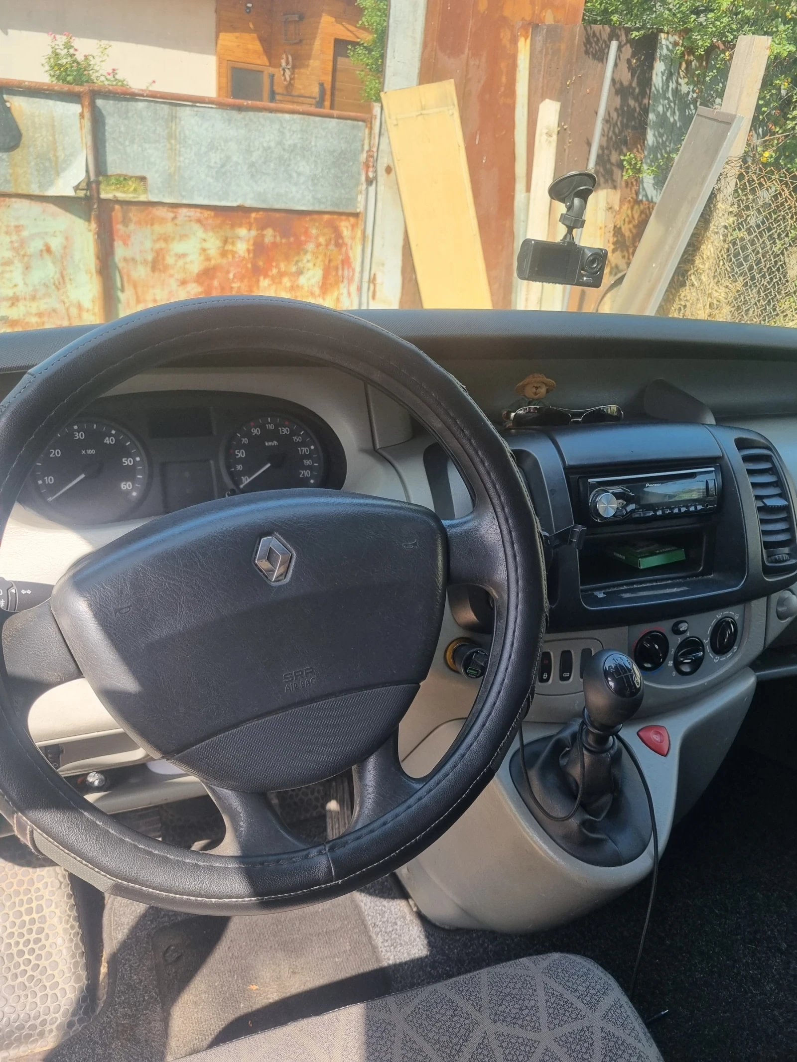 Renault Trafic  - изображение 6