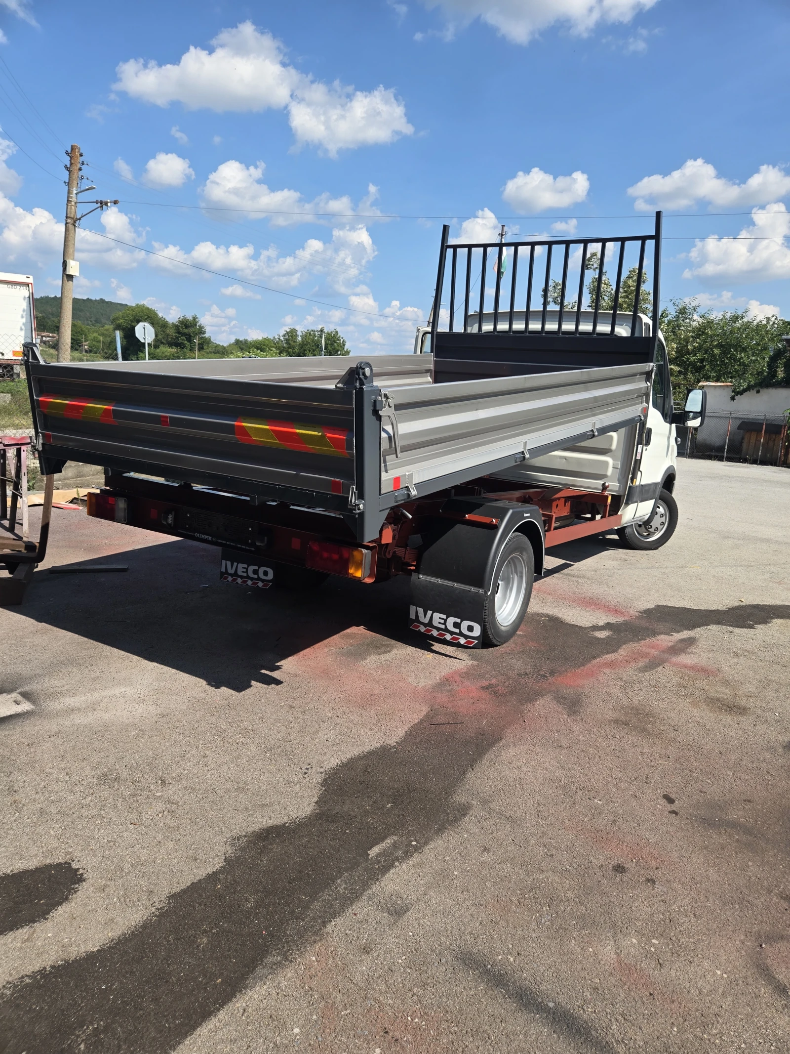 Iveco 35 САМОСВАЛ, снимка 3 - Бусове и автобуси - 55307439