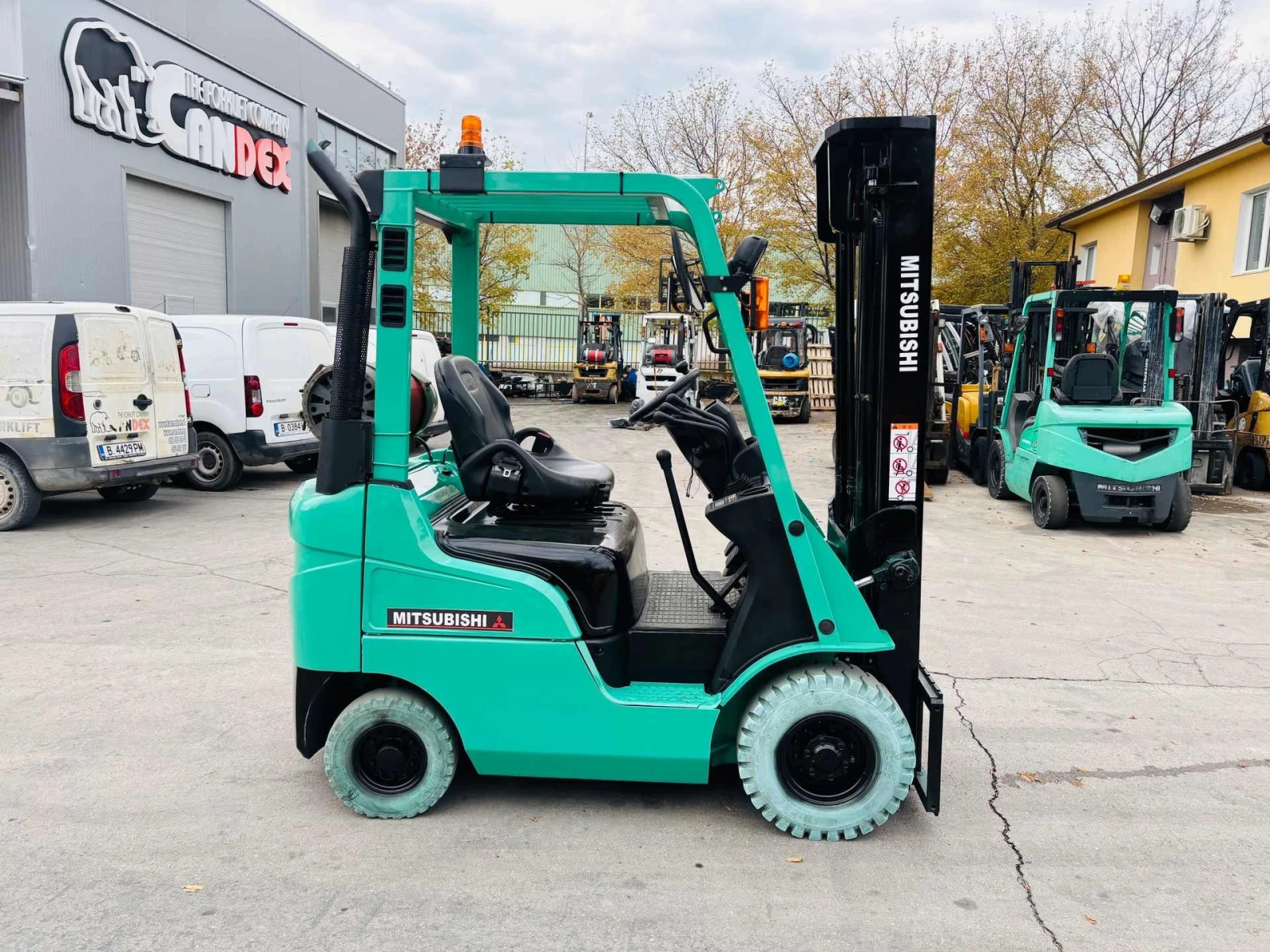  Mitsubishi   | Mobile.bg   5