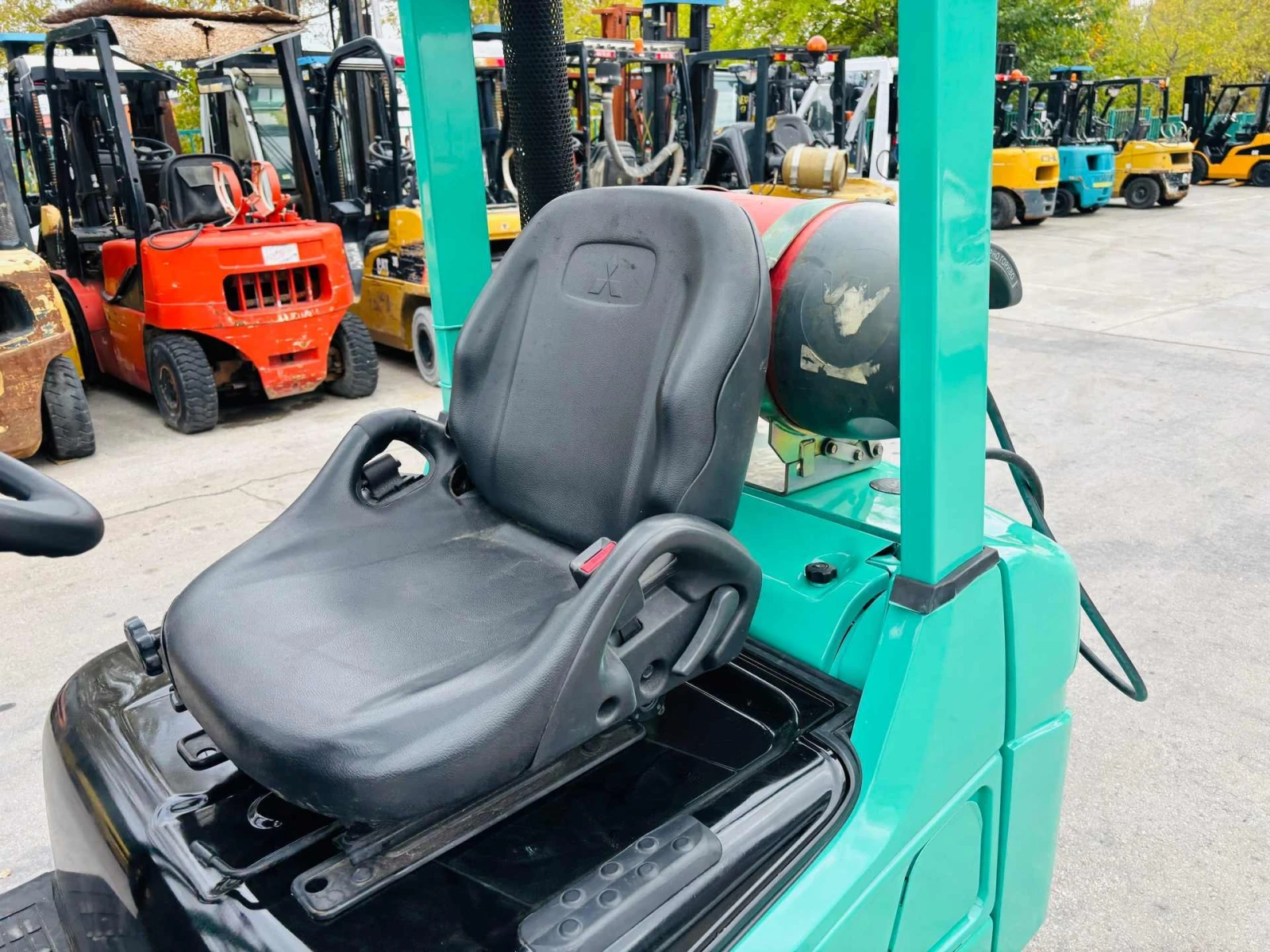  Mitsubishi   | Mobile.bg   8