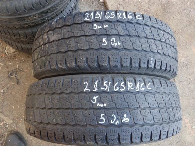 Гуми Зимни 215/65R16, снимка 2 - Гуми и джанти - 16832703