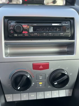 Lancia Ypsilon 1.3I 60кс EURO 4 KЛИМАТИК, снимка 13