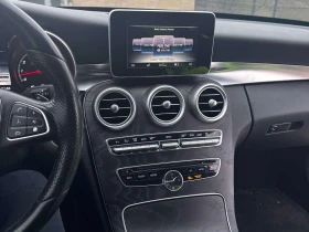 Mercedes-Benz C 400 * ПАНОРАМА* ШИБИДАХ* ПОДГРЕВИ* , снимка 9