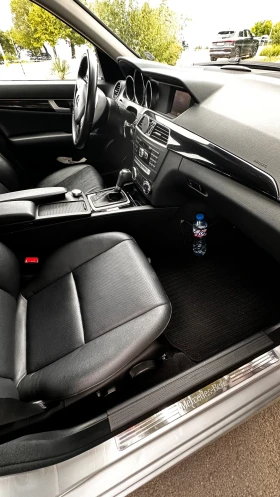 Mercedes-Benz C 200 AMG пакет Kompressor , снимка 11