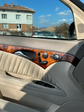 Mercedes-Benz E 320, снимка 8