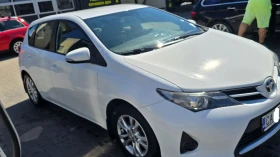 Обява за продажба на Toyota Auris 1.33 Газ/Бензин  ~12 999 лв. - изображение 2