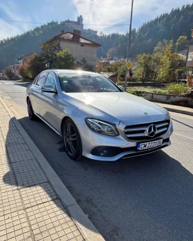 Mercedes-Benz E 220, снимка 1