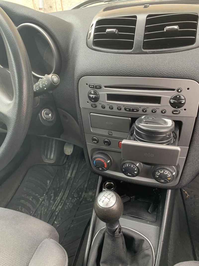 Alfa Romeo 147 1.9jtd, снимка 15 - Автомобили и джипове - 47060210