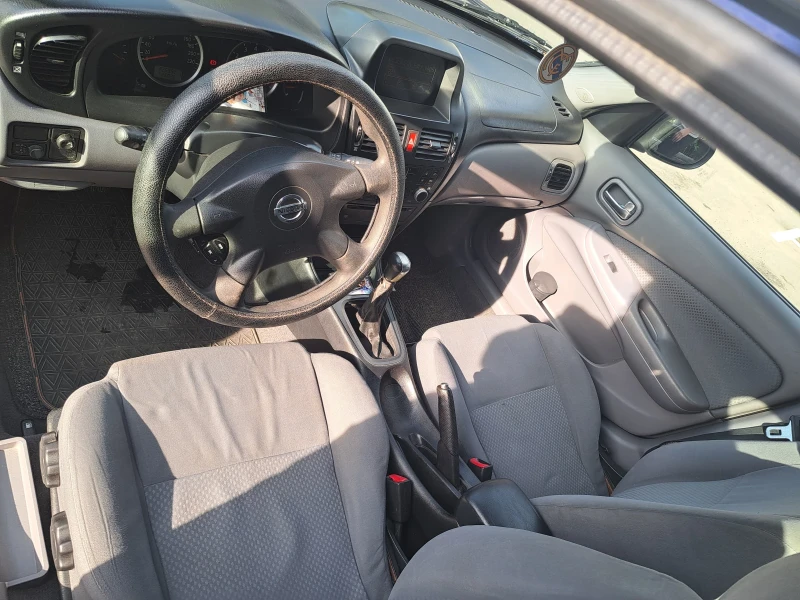 Nissan Almera, снимка 6 - Автомобили и джипове - 47315209