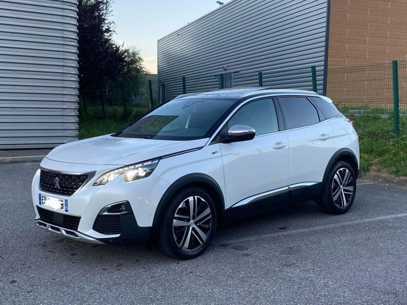 Peugeot 3008 2.0* GT * LED* CAM* DISTRON* PANORAMIC , снимка 4 - Автомобили и джипове - 48649063