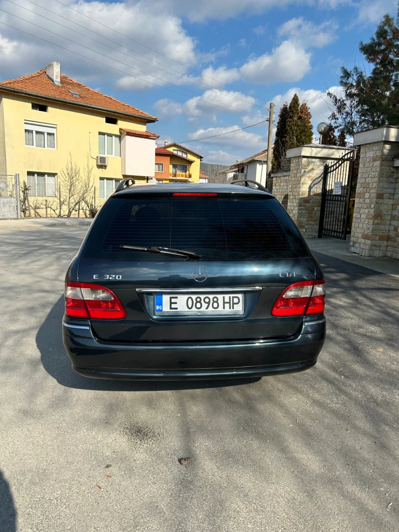 Mercedes-Benz E 320, снимка 5 - Автомобили и джипове - 49244601