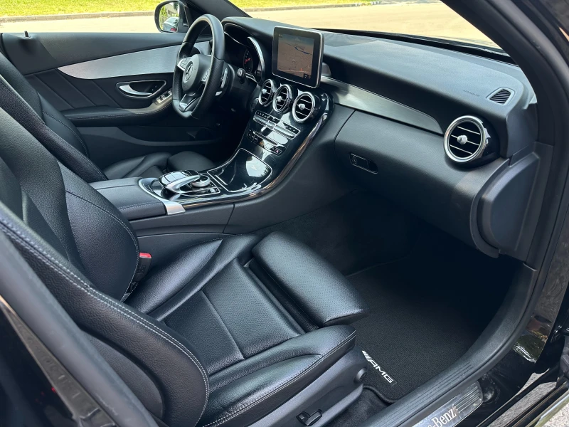 Mercedes-Benz C 220 d AMG LINE * ПЪЛНА СЕРВИЗНА ИСТОРИЯ* !!, снимка 10 - Автомобили и джипове - 50676688