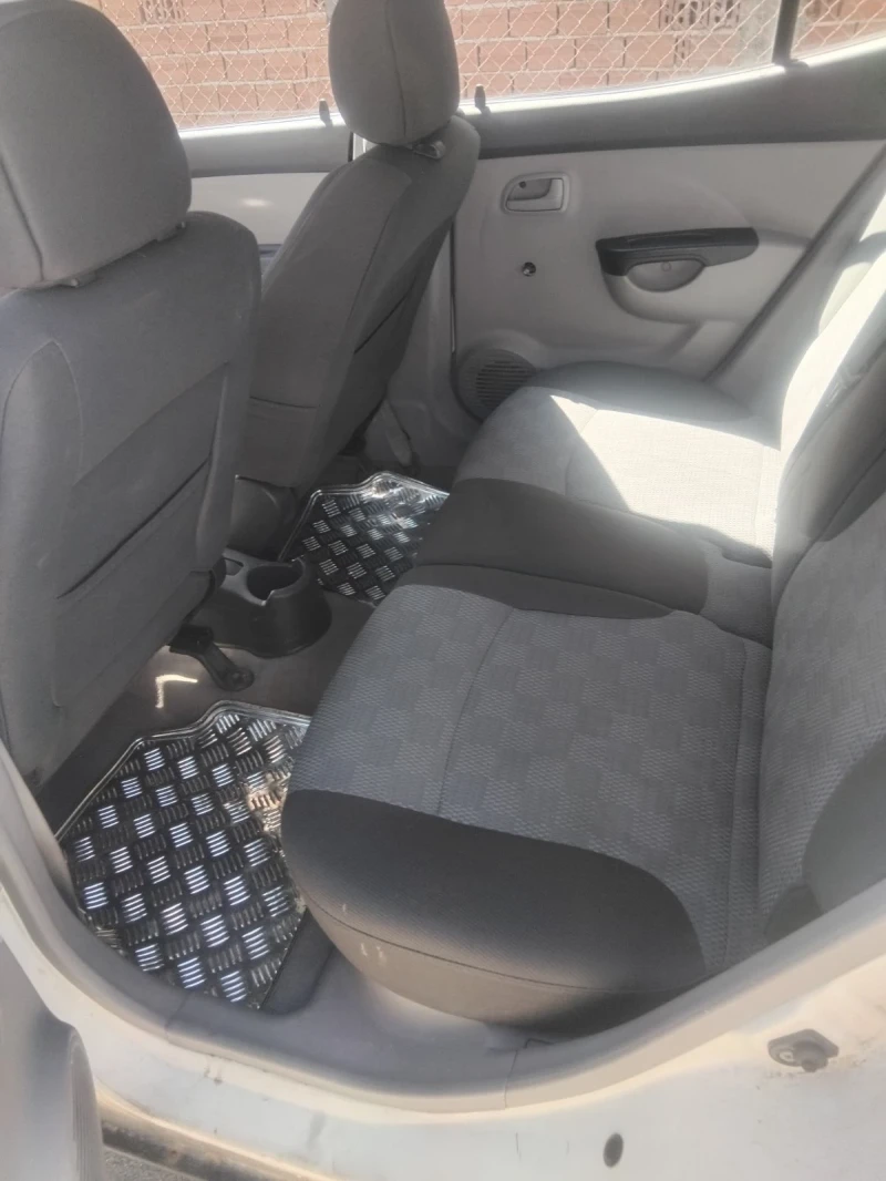 Kia Picanto 1.0, снимка 4 - Автомобили и джипове - 52138275