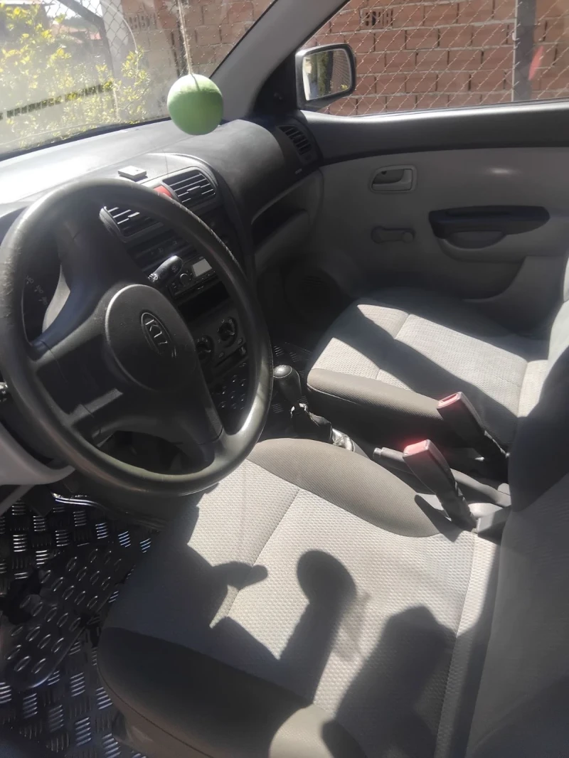 Kia Picanto 1.0, снимка 3 - Автомобили и джипове - 52138275