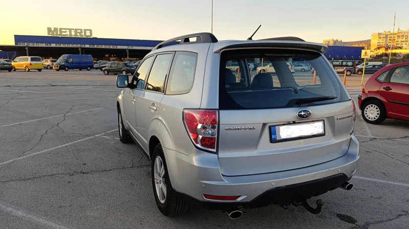Subaru Forester, снимка 8 - Автомобили и джипове - 52682153