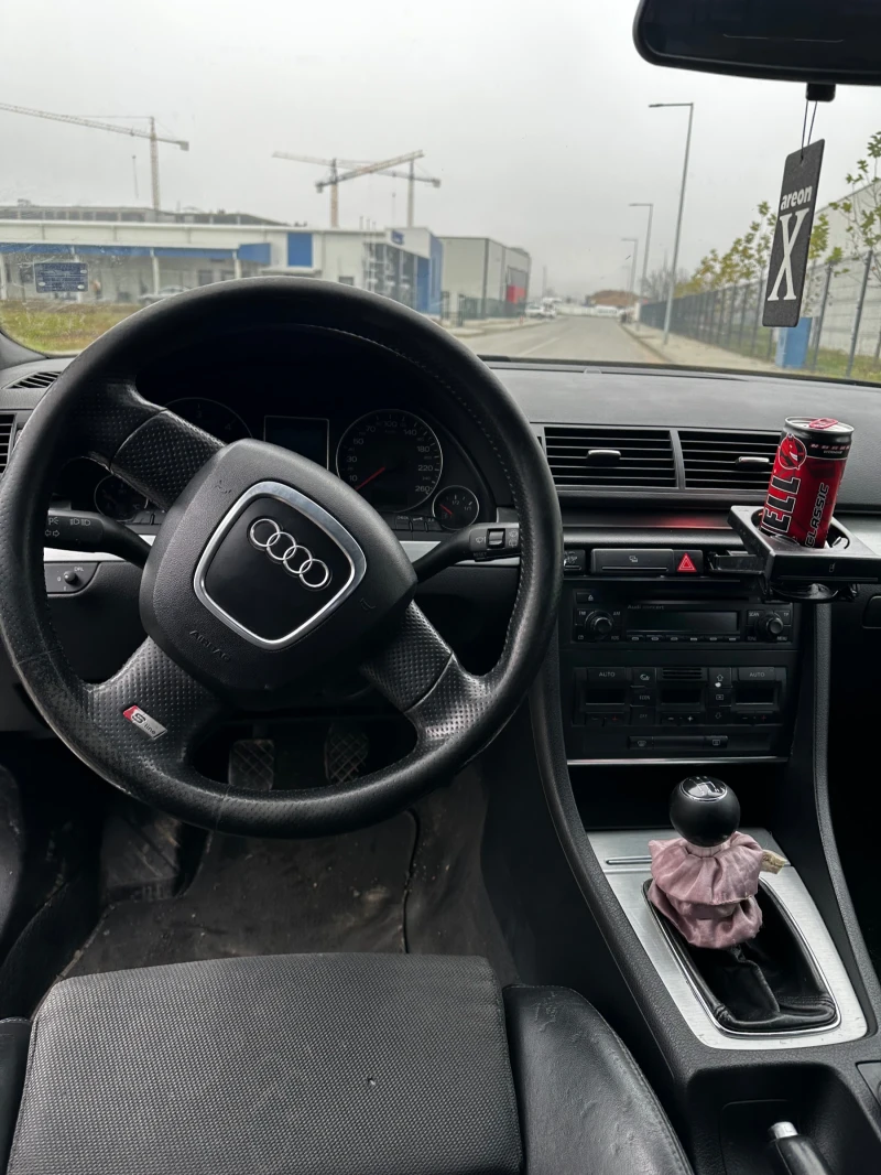 Audi A4, снимка 11 - Автомобили и джипове - 52887257