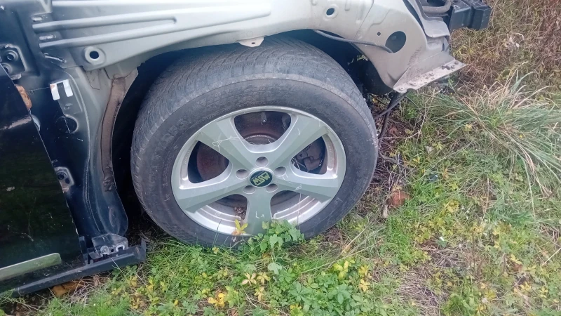 Citroen C5 2.7 HDI  Всичко Налично, снимка 13 - Автомобили и джипове - 53321771