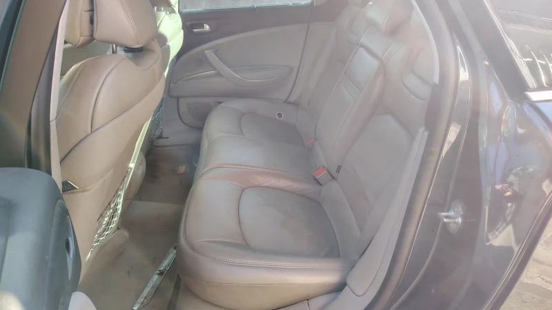 Citroen C5 2.7 HDI  Всичко Налично, снимка 11 - Автомобили и джипове - 53321771