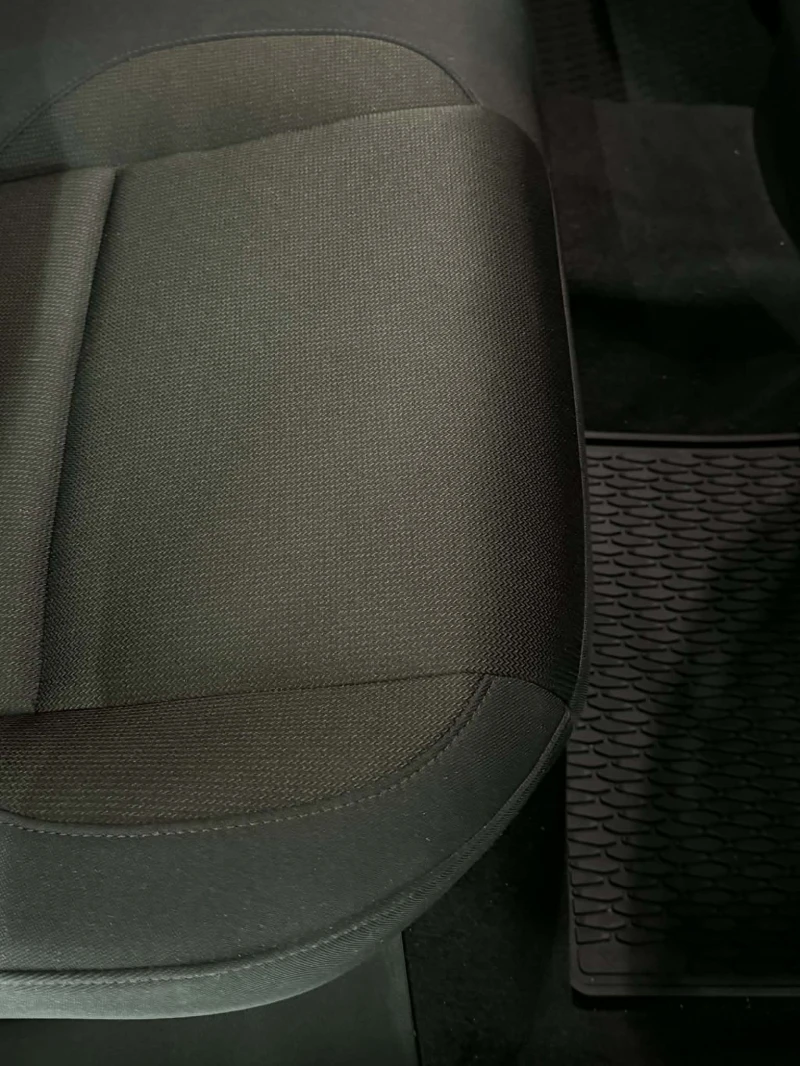 Mazda 3, снимка 12 - Автомобили и джипове - 53477826