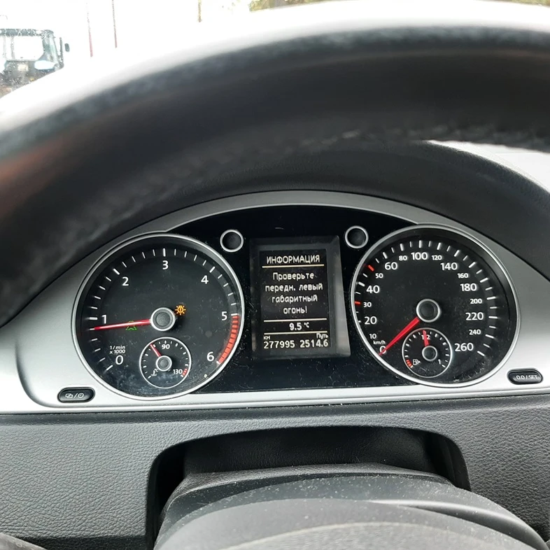 VW Passat 2.0 TDI, N1, снимка 17 - Автомобили и джипове - 47958632