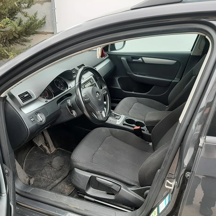 VW Passat 2.0 TDI, N1, снимка 14 - Автомобили и джипове - 47958632