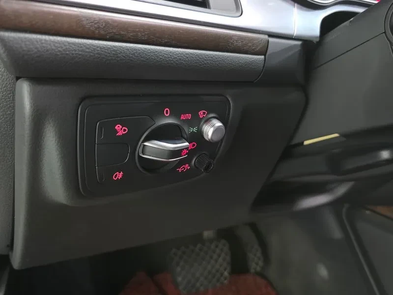 Audi A6 35 Tdi Dynamic C7, снимка 13 - Автомобили и джипове - 56358292