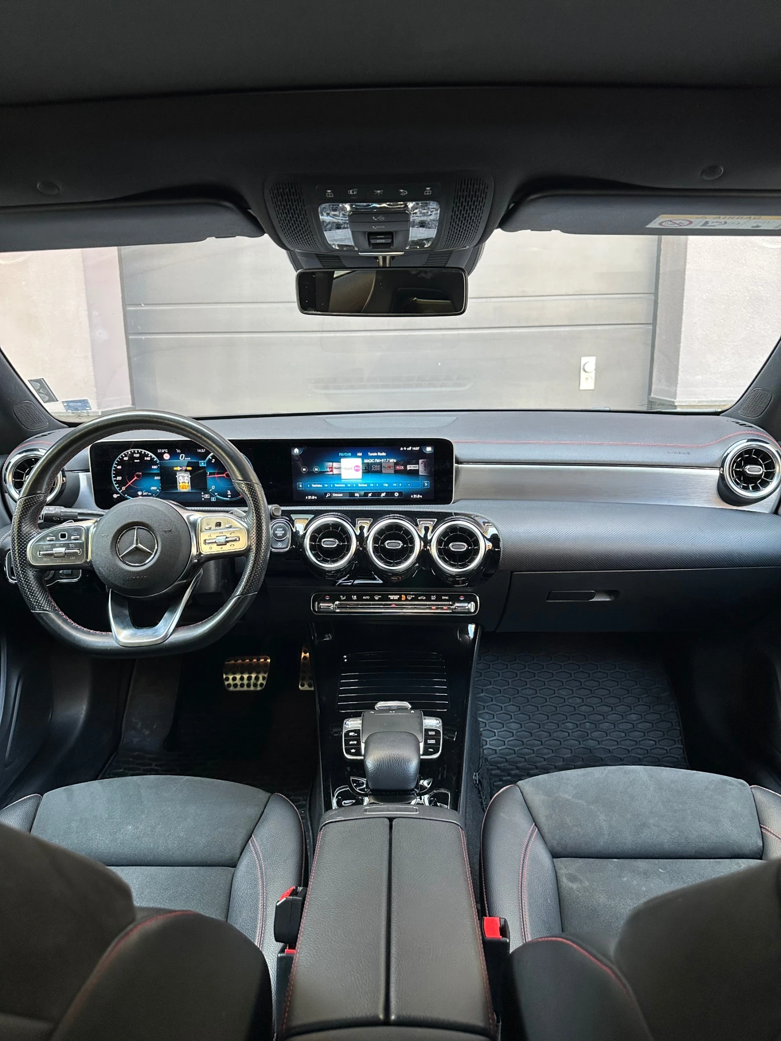Mercedes-Benz CLA 200 AMG/PANORAMA - изображение 10