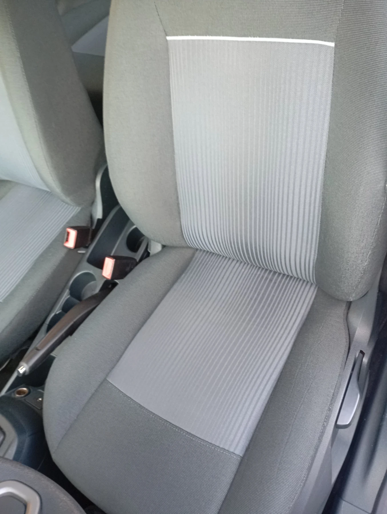 Ford Fiesta 1.25i Euro5 - изображение 7