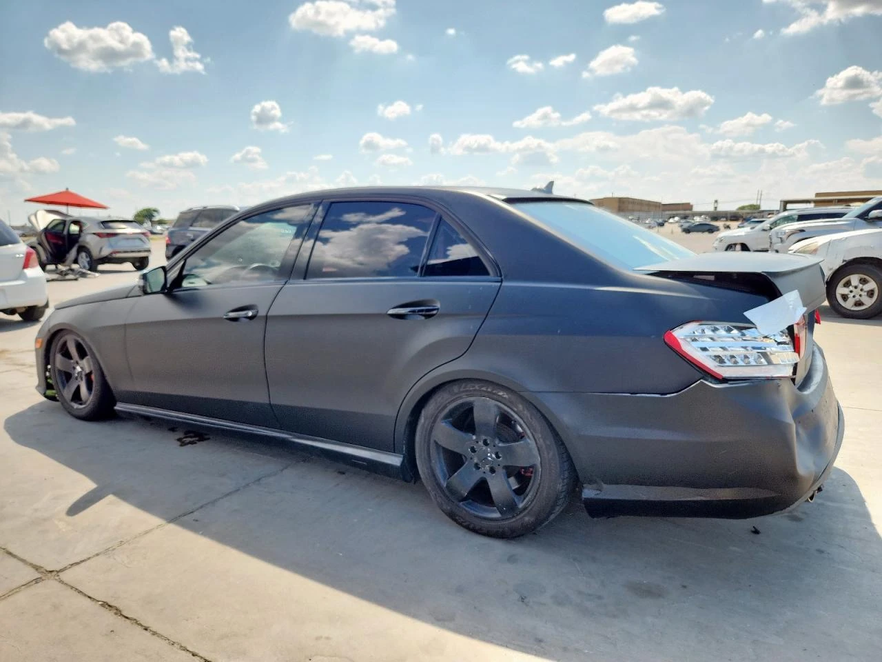 Mercedes-Benz E 500 АВТОФИНАНСИРАНЕ - изображение 2