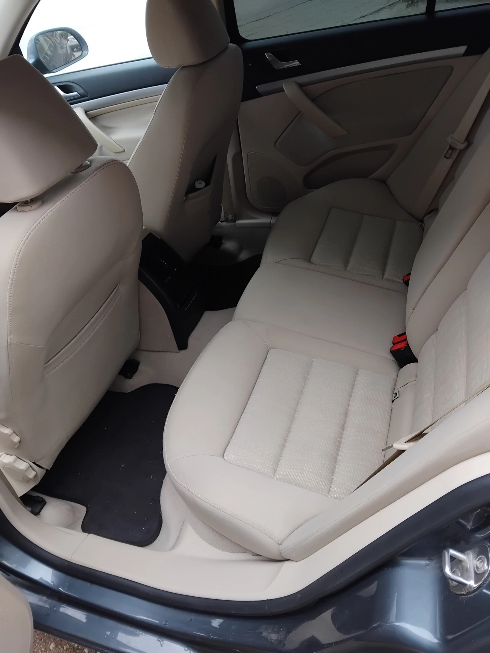 Skoda Octavia  - изображение 8