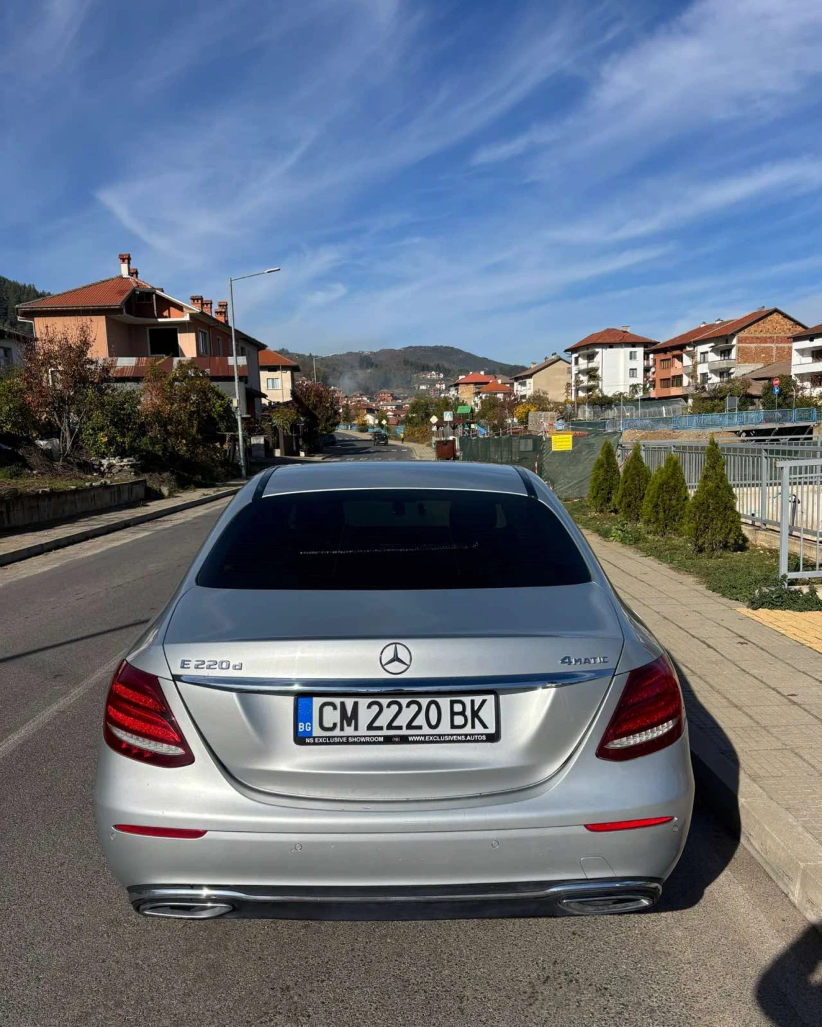 Mercedes-Benz E 220  - изображение 5