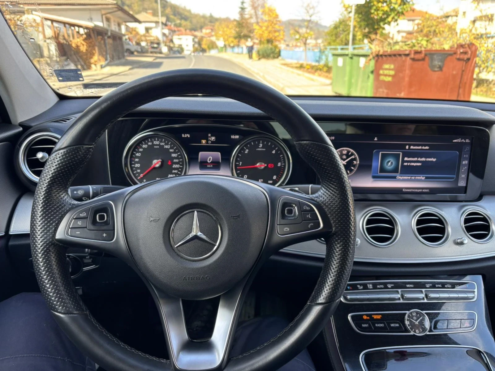 Mercedes-Benz E 220  - изображение 10