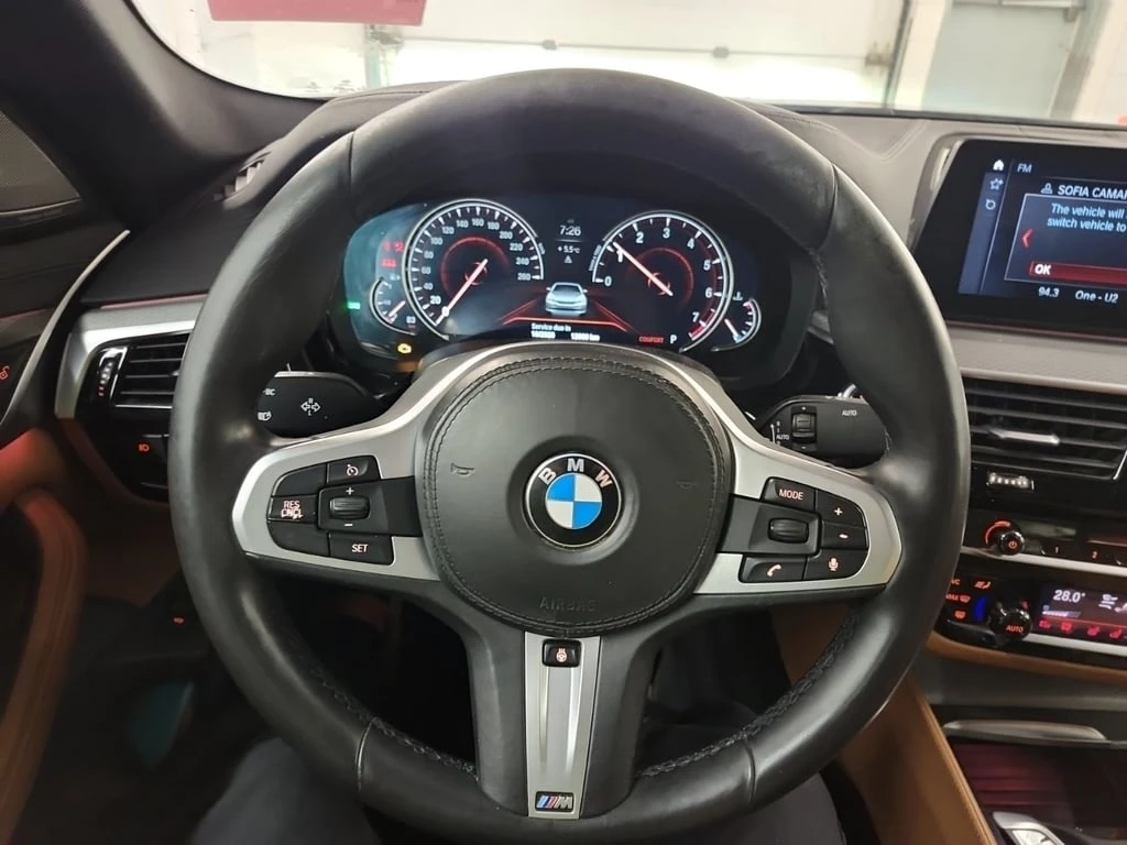 BMW 530  XDRIVE * CARFAX * ��� ������������ ������ | Mobile.bg � ����������� 11