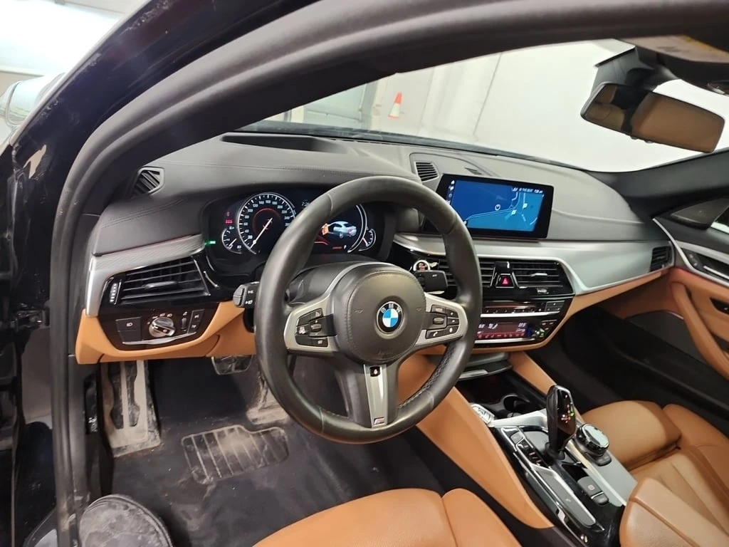 BMW 530  XDRIVE * CARFAX * ��� ������������ ������ | Mobile.bg � ����������� 9