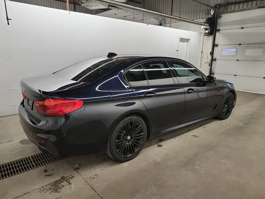 BMW 530  XDRIVE * CARFAX * ��� ������������ ������ | Mobile.bg � ����������� 3