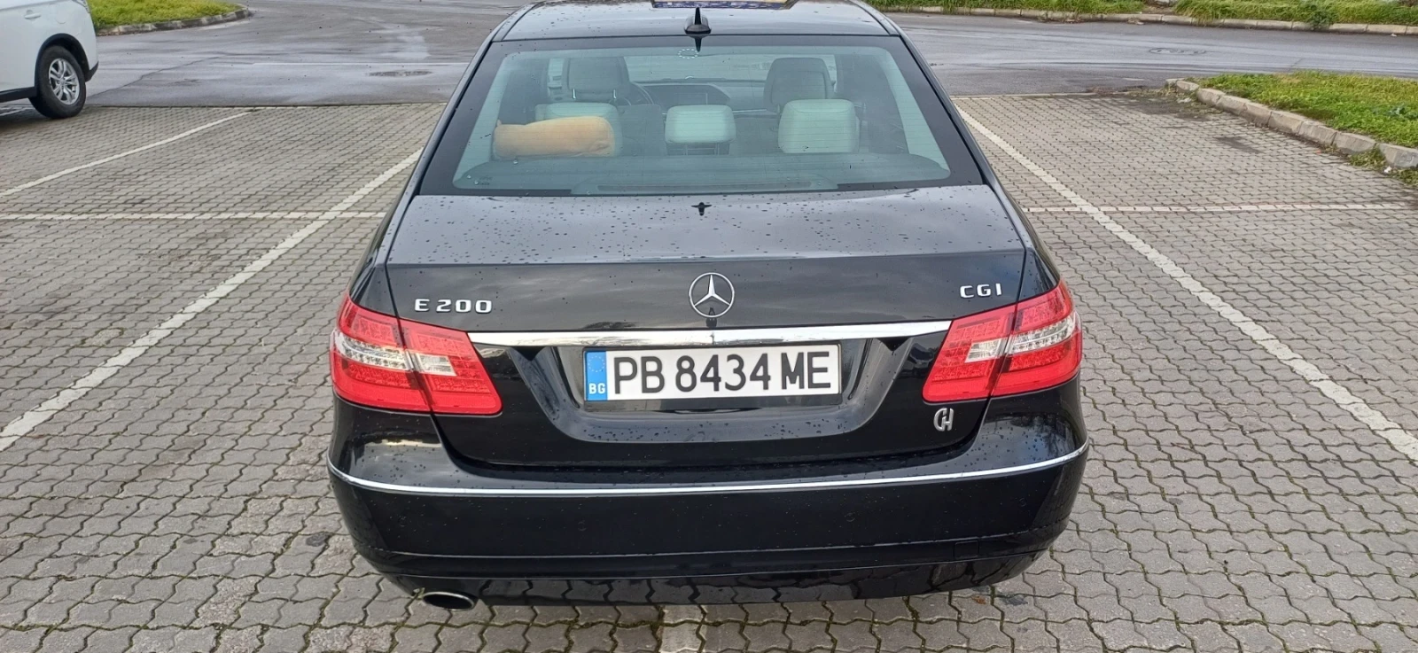 Mercedes-Benz E 200 TOP* Обслужен* Parctronic* Navi* Cruise Control*  - изображение 3