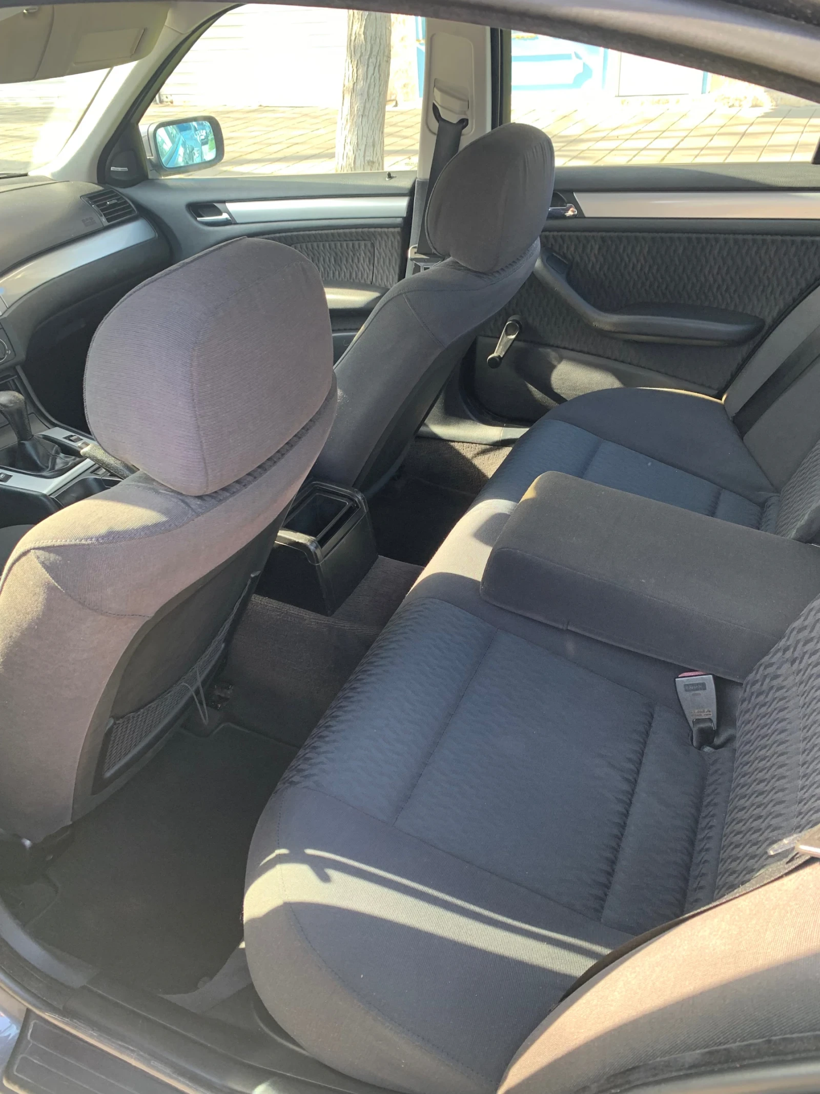 BMW 320, снимка 5 - Автомобили и джипове - 53798385