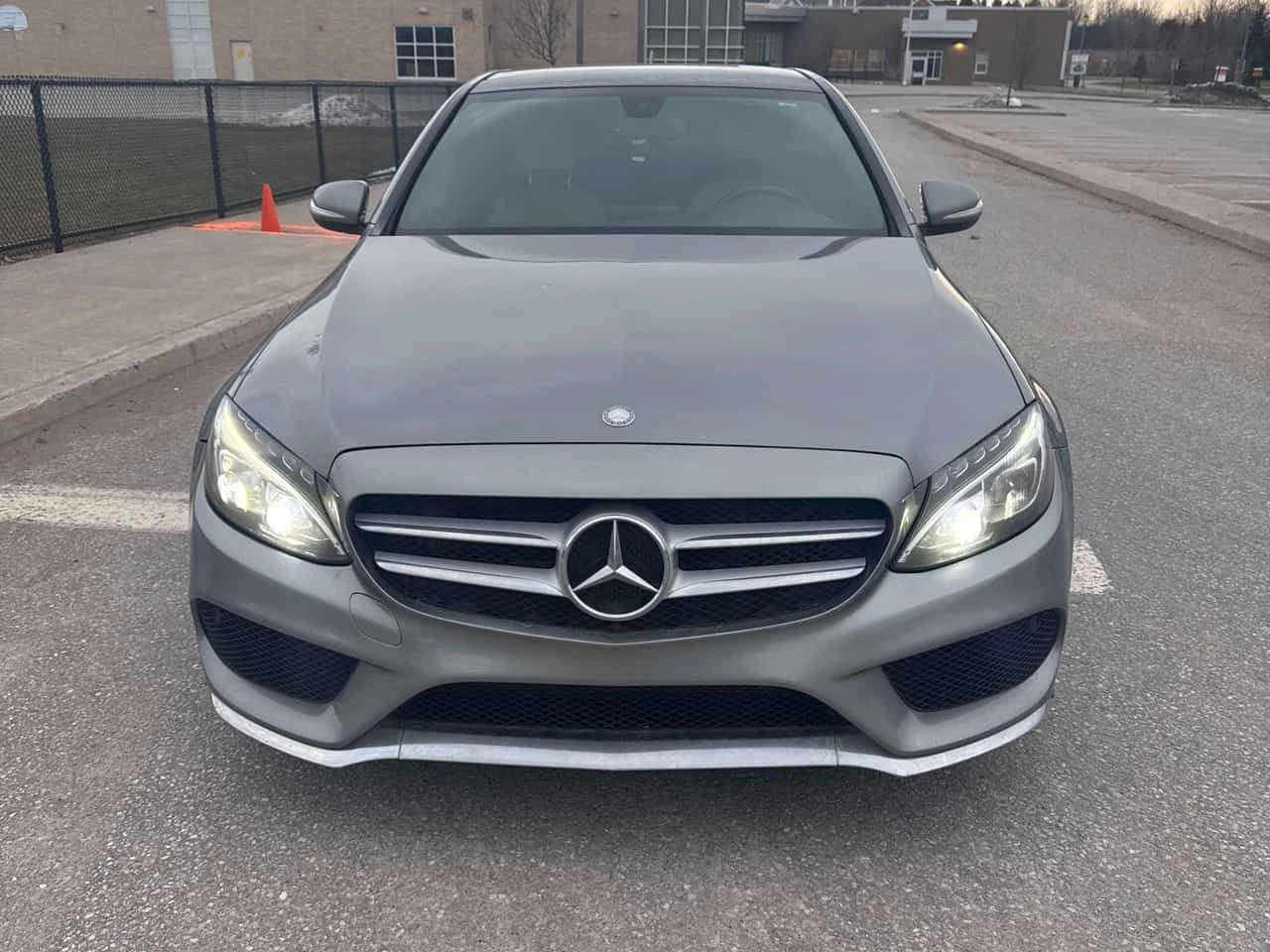 Mercedes-Benz C 400 * ПАНОРАМА* ШИБИДАХ* ПОДГРЕВИ* , снимка 6 - Автомобили и джипове - 53971240