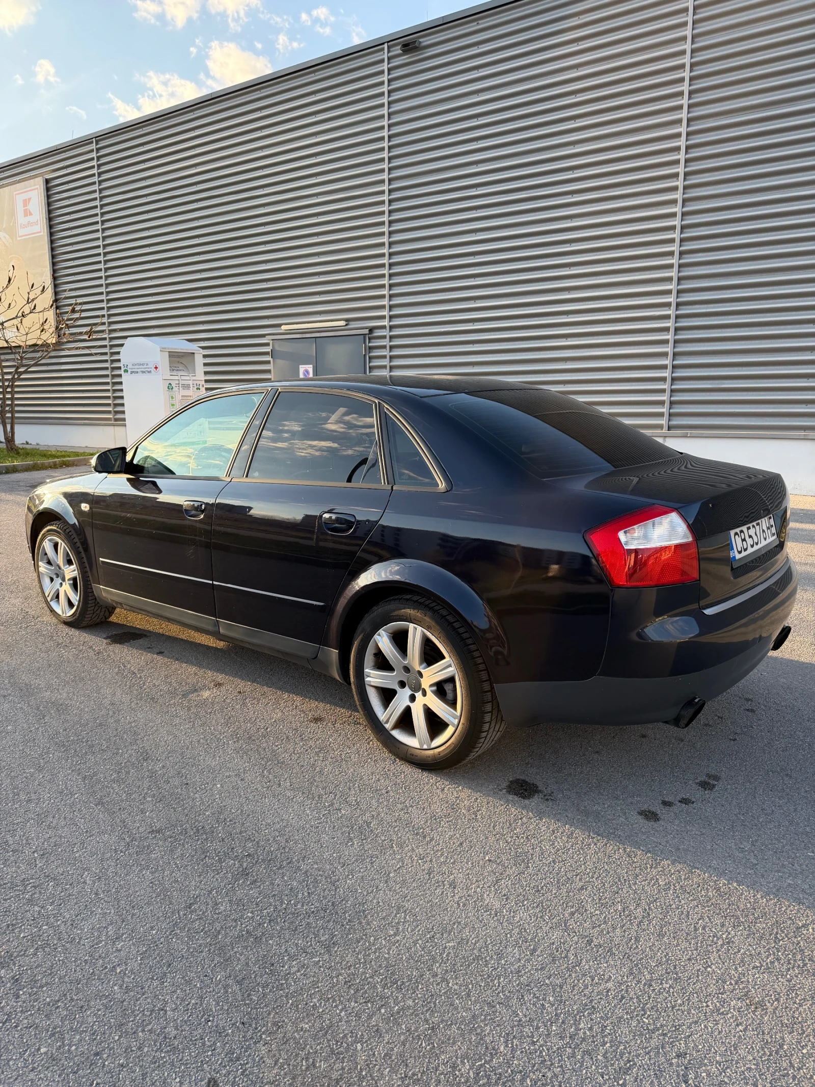 Audi A4, снимка 2 - Автомобили и джипове - 54323544
