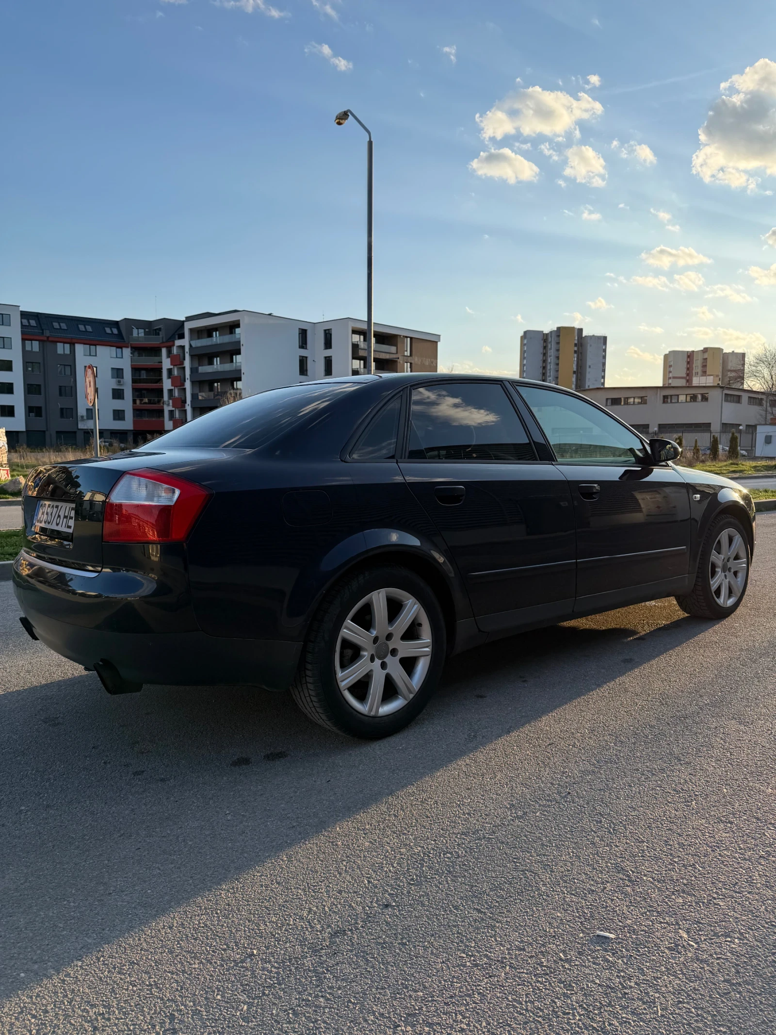 Audi A4, снимка 4 - Автомобили и джипове - 54323544