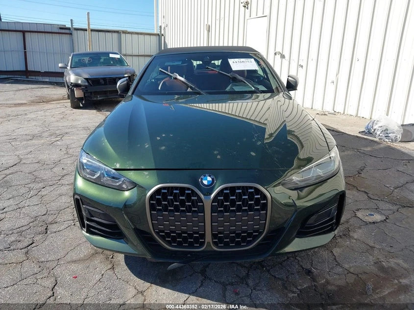 BMW M4 3.0l 40I xDrive, снимка 12 - Автомобили и джипове - 54444679