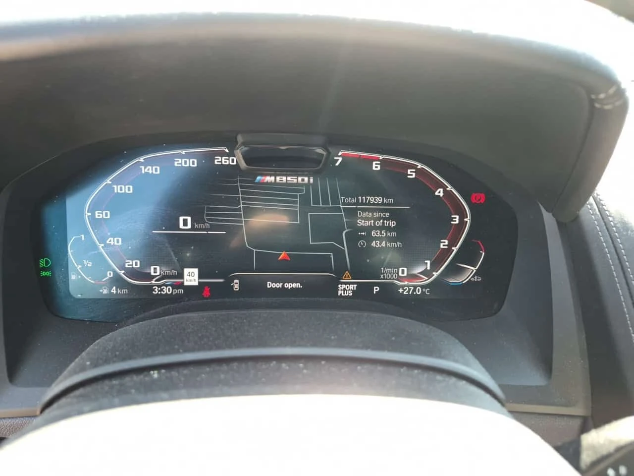 BMW 850 * CARFAX * АВТОКРЕДИТ БЕЗ ПЪРВОНАЧАЛНА ВНОСКА, снимка 9 - Автомобили и джипове - 54697303