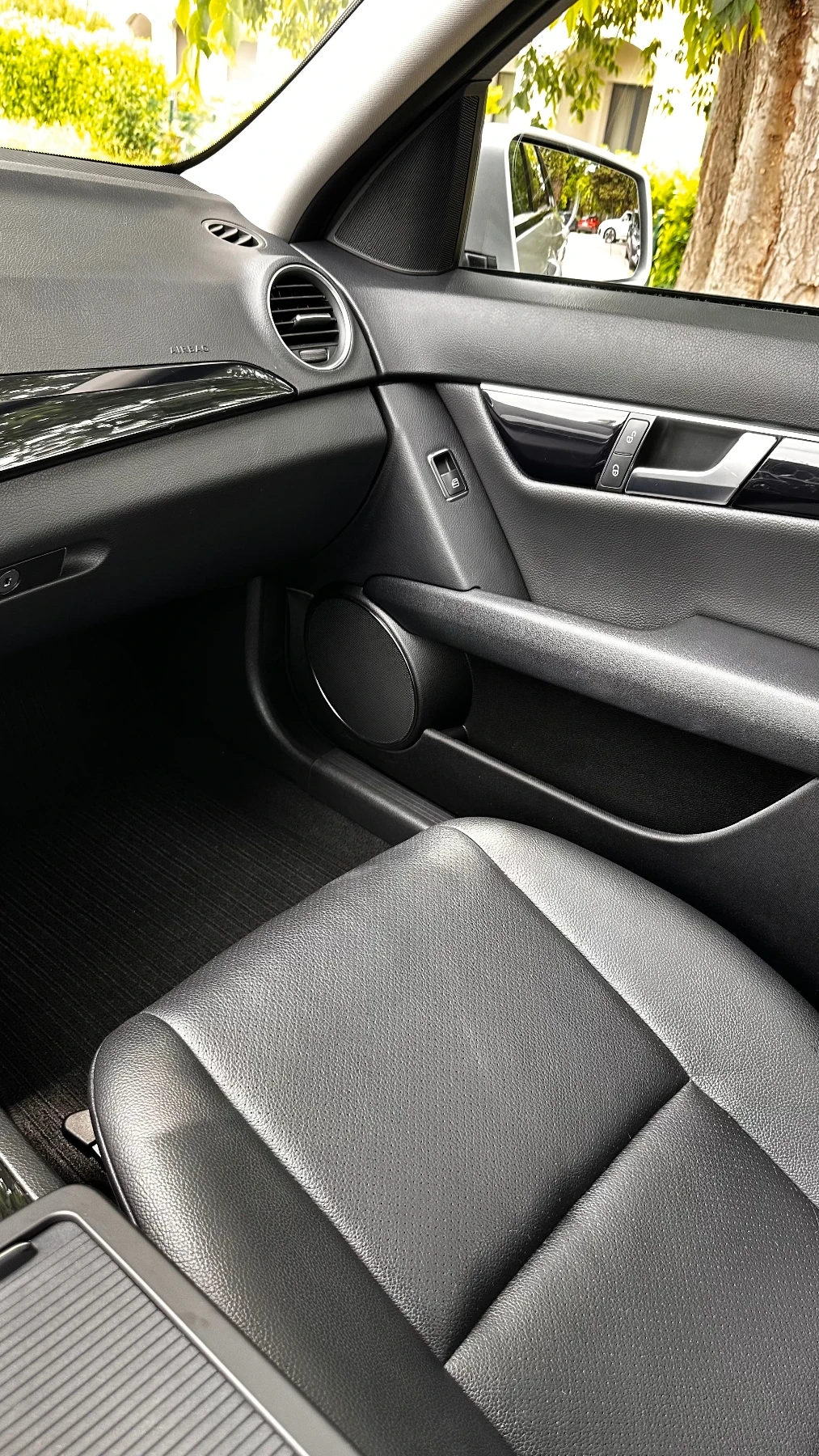 Mercedes-Benz C 200 AMG пакет Kompressor , снимка 16 - Автомобили и джипове - 54898629