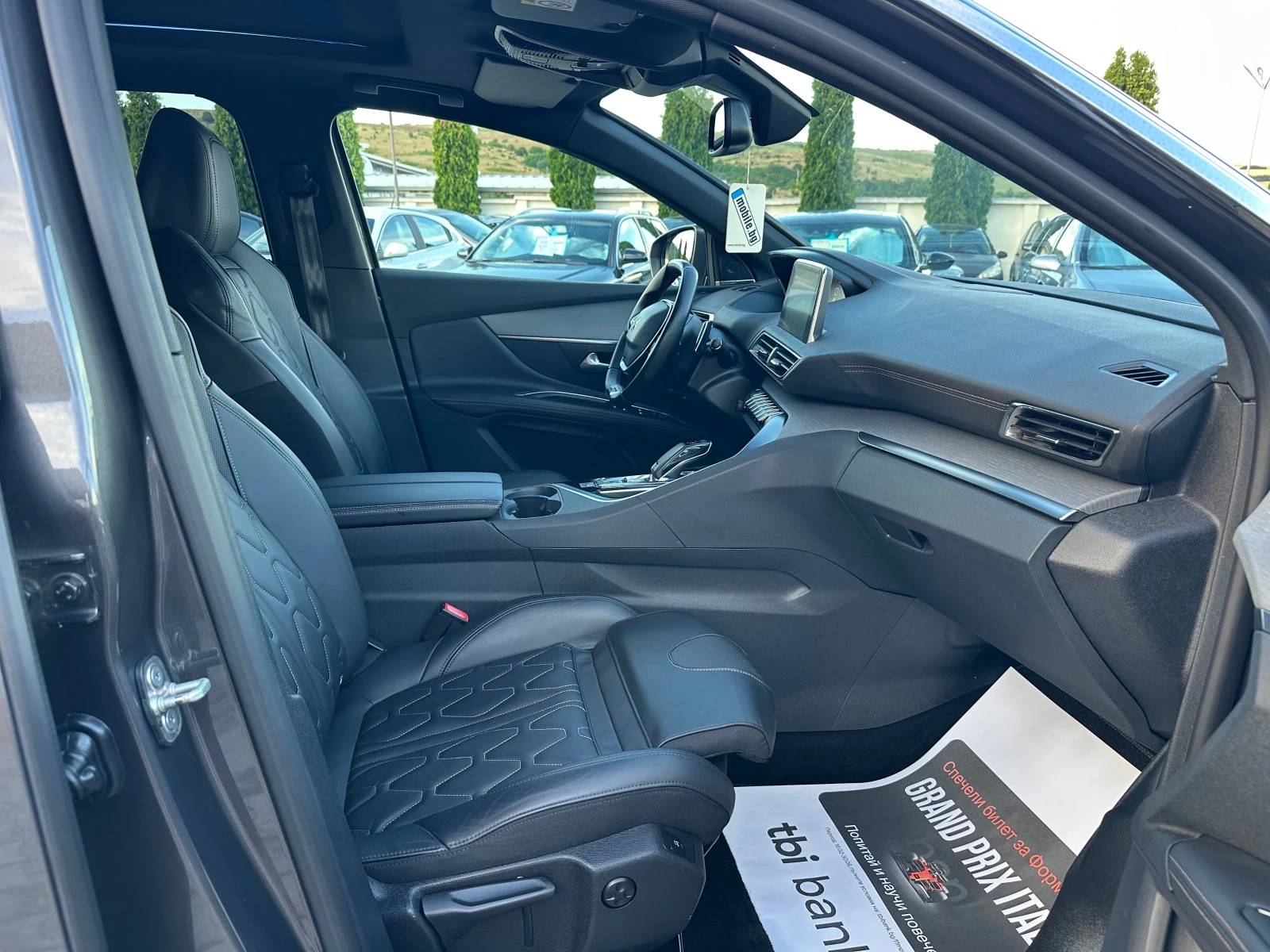Peugeot 3008 2.0HDI* 177kc* LED* 360* KEYLESS* AMBIENT* LINE AS, снимка 9 - Автомобили и джипове - 55038815