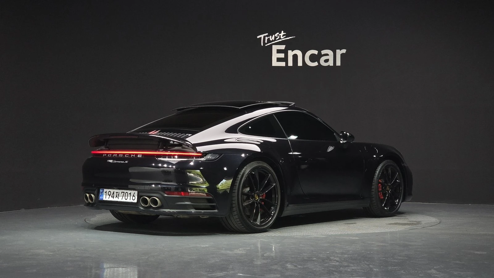 Porsche Carrera Carrera S* ЛЮК* BOSE* 360* KEYLESS* КРАЙНА ЦЕНА, снимка 2 - Автомобили и джипове - 55336504