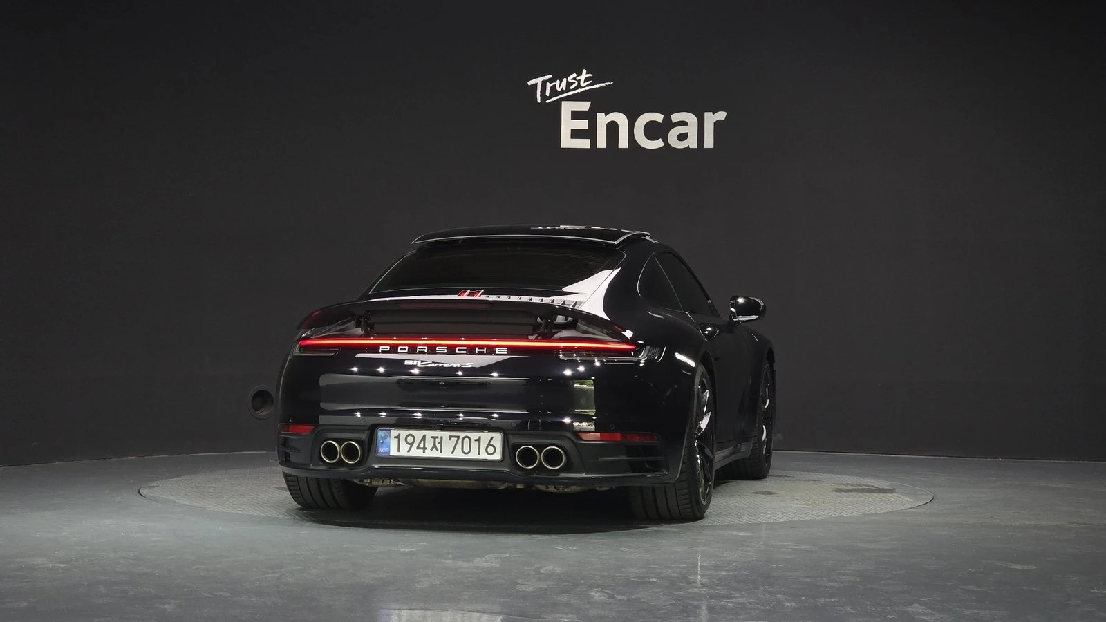 Porsche Carrera Carrera S* ЛЮК* BOSE* 360* KEYLESS* КРАЙНА ЦЕНА, снимка 4 - Автомобили и джипове - 55336504